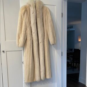 Elegant Cream Fur Coat